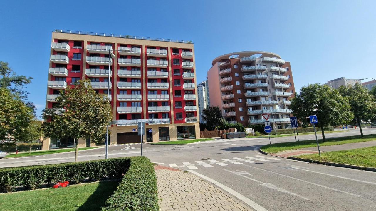 Luxo 2 Room Apartments By Bratislavatrip Exterior foto