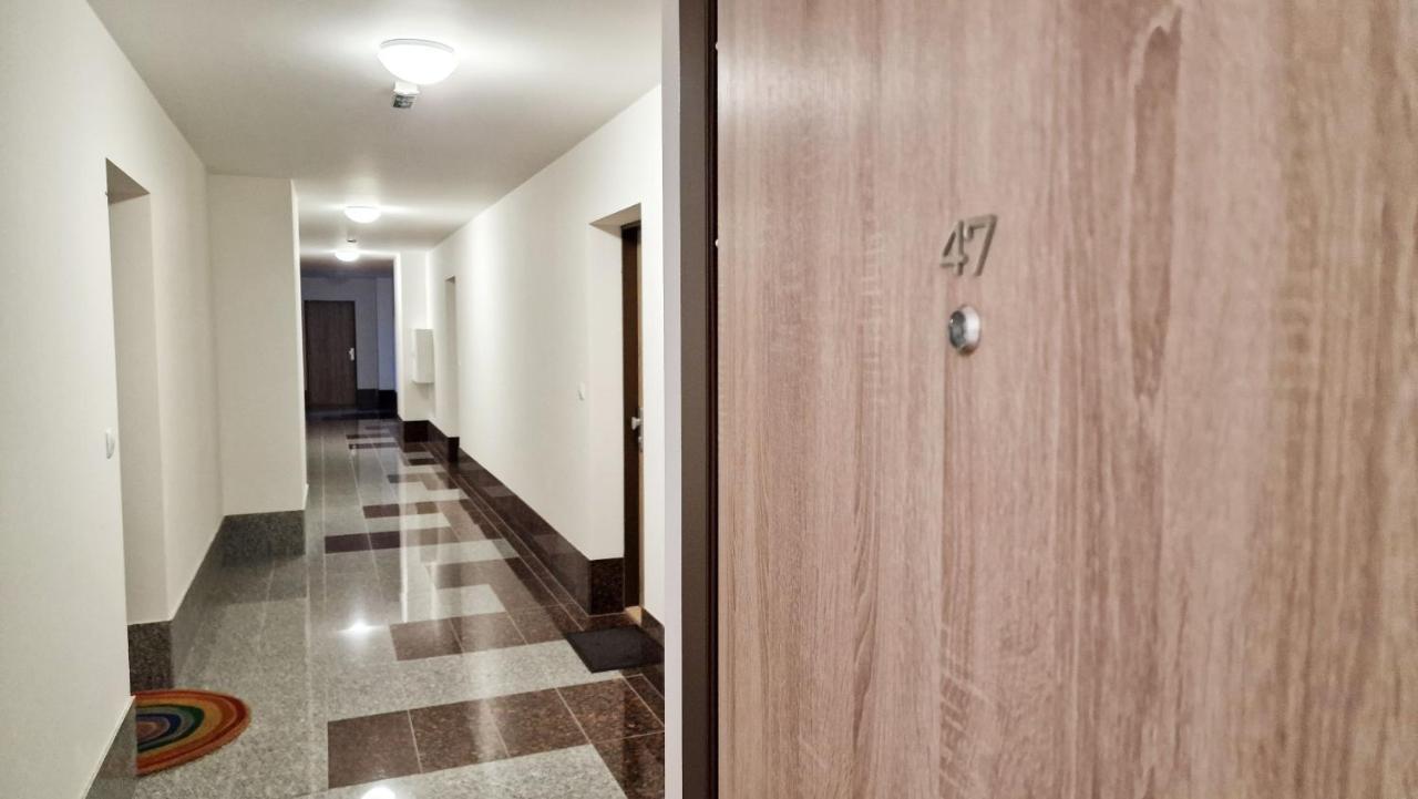 Luxo 2 Room Apartments By Bratislavatrip Exterior foto