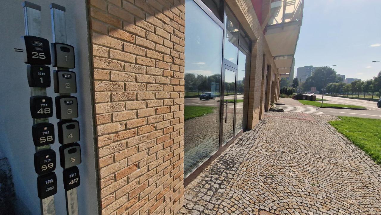 Luxo 2 Room Apartments By Bratislavatrip Exterior foto